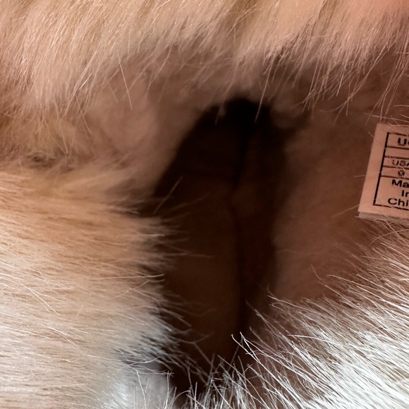 UGG Chestnut Fur-Lined Winter Boots - Picture 7 of 9